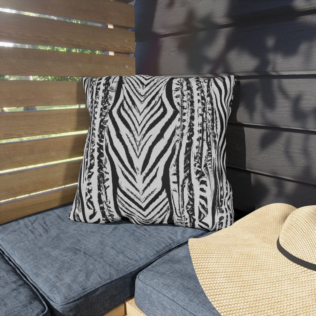 Decorative Indoor/outdoor Pillow Native Black and White Abstract Pattern