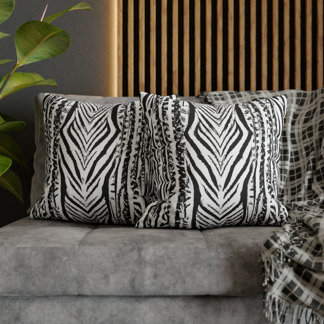 Decorative Throw Pillow Cover Native Black and White Abstract Pattern