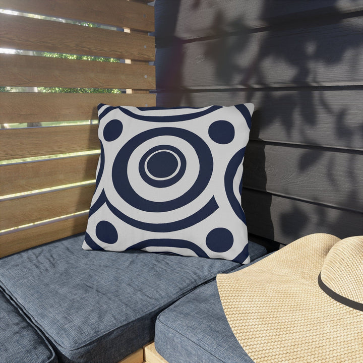 Decorative Indoor/outdoor Throw Pillow Navy Blue and White Circular Pattern