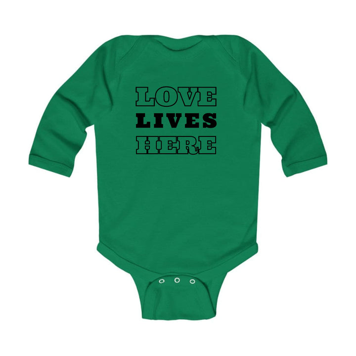 Infant Long Sleeve Graphic T-shirt Love Lives Here - Childrens | Infant