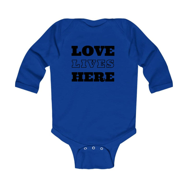 Infant Long Sleeve Graphic T-shirt Love Lives Here - Childrens | Infant