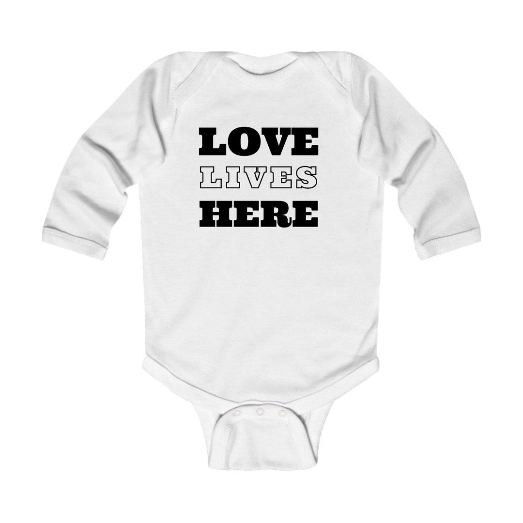 Infant Long Sleeve Graphic T-shirt Love Lives Here - Childrens | Infant