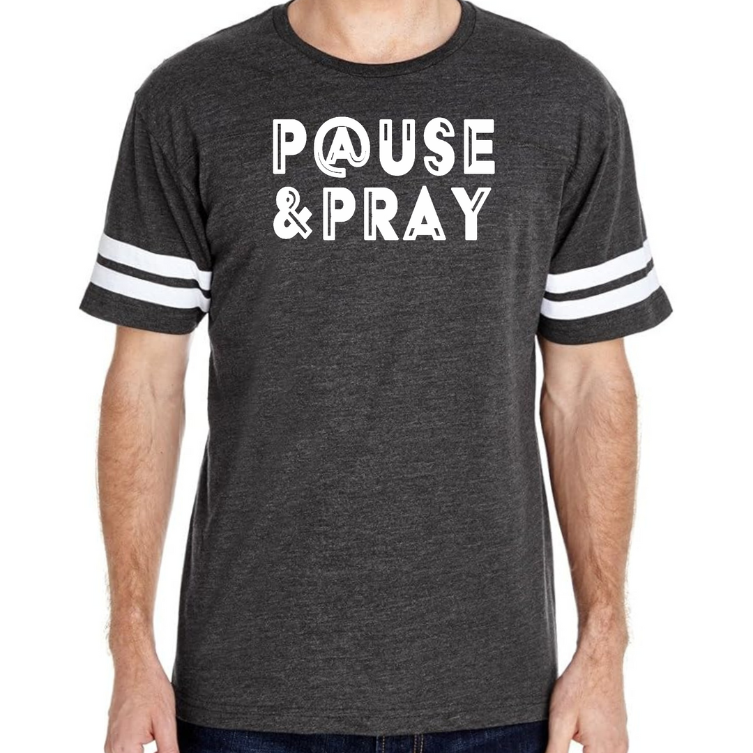 Mens Vintage Sport Graphic T-Shirt Pause And Pray - Smoke Grey