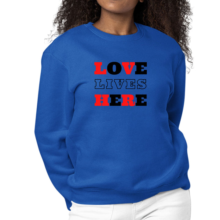 Womens Graphic Sweatshirt Love Lives Here Christian Red Black - Womens