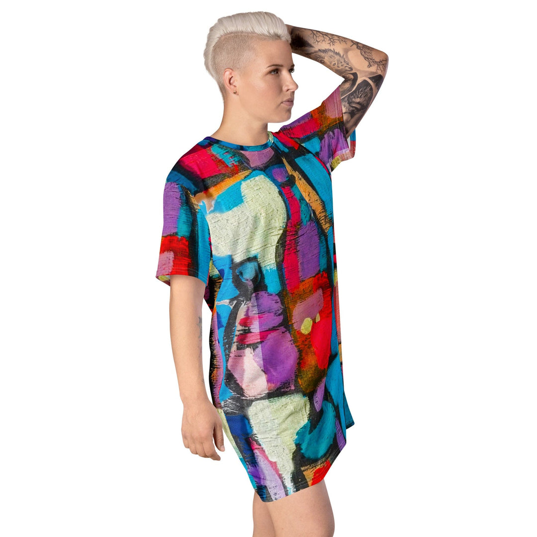 Womens Graphic T-shirt Dress Sutileza Red Multicolor Abstract Print - Womens