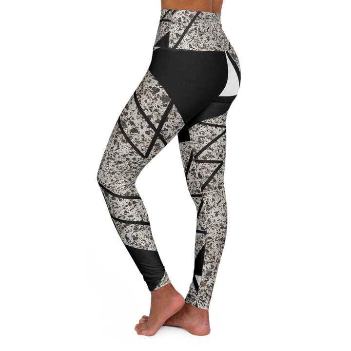 Womens High-waist Fitness Legging Yoga Pants Black and White Triangular