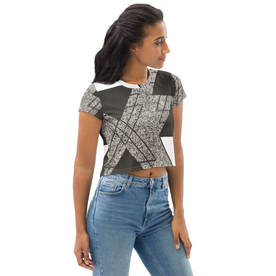 Womens Stretch Fit Crop Tee T-shirt - Brown and White Triangular Colorblock