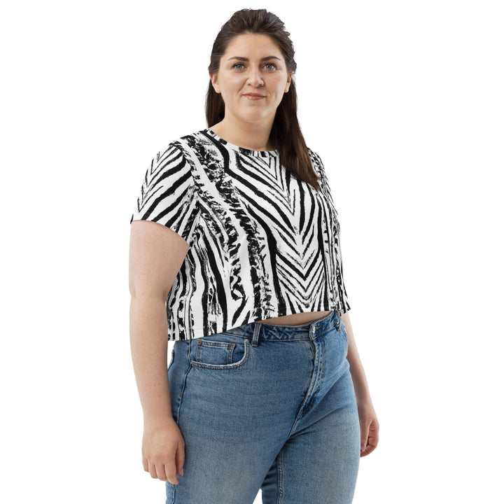 Womens Stretch Fit Crop Tee T-shirt Jersey - Black White Native Print