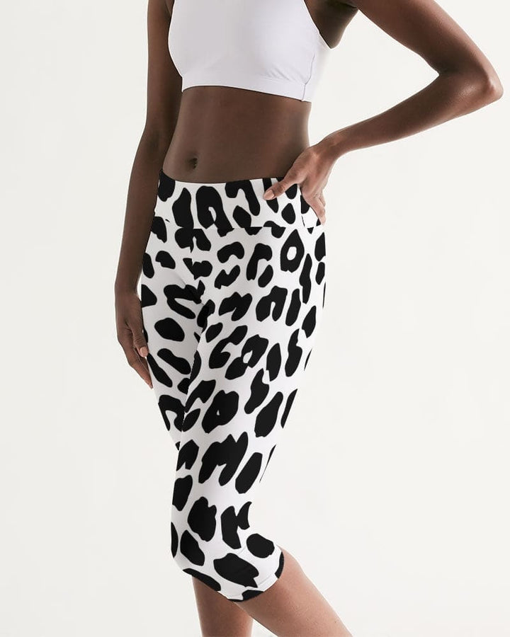 Womens High-waist Fitness Capri Legging Yoga Pants - Black White Leopard