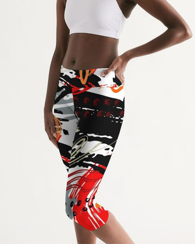 Womens Mid-rise Capri Leggings / Black Red Gray Abstract Print - Womens |