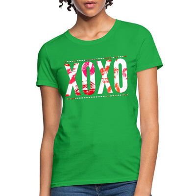 Womens Graphic Tee Xoxo Lipstick Print - Womens | T-Shirts
